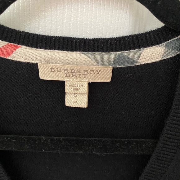 Burberry long sleeve v-neck top - Picture 3 of 4
